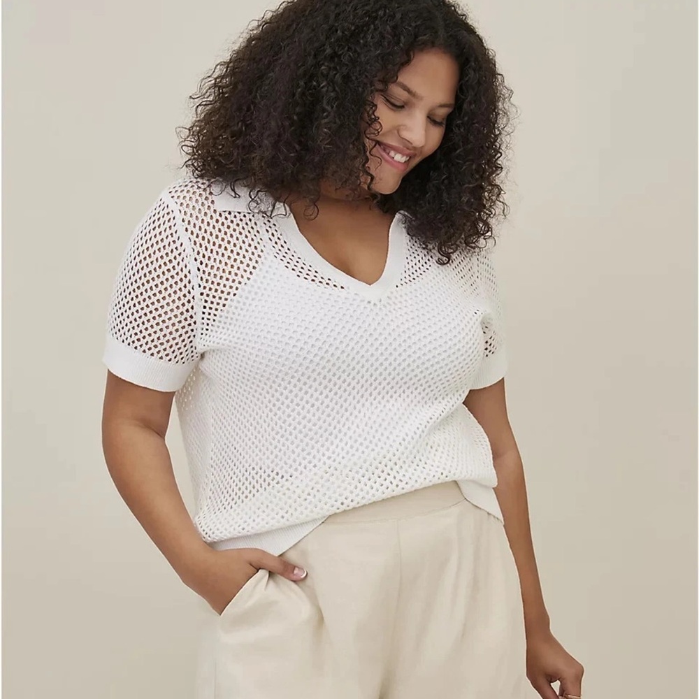 Torrid White Open Stitch Pullover Collared Short … - image 4